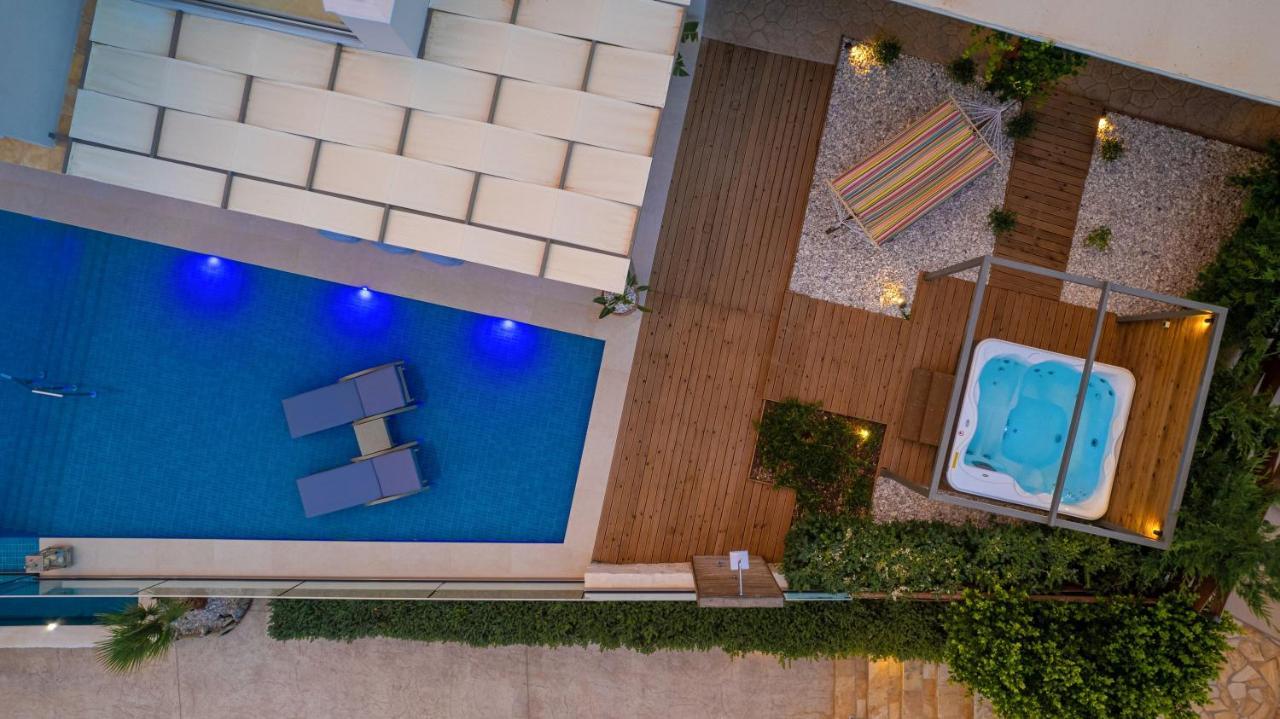 Artemis - Spectacular Views & Ideal For Large Groups, By Zantewize Vila Khartáta