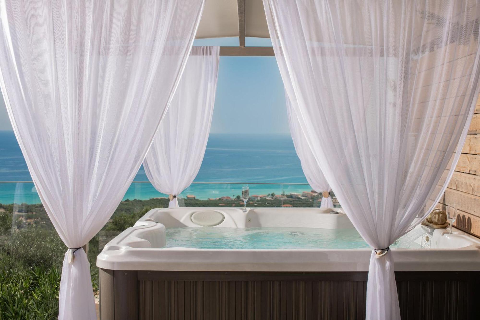 Vila Artemis - Spectacular Views & Ideal For Large Groups, By Zantewize